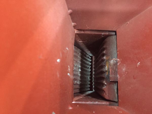 Laboratory jaw crusher